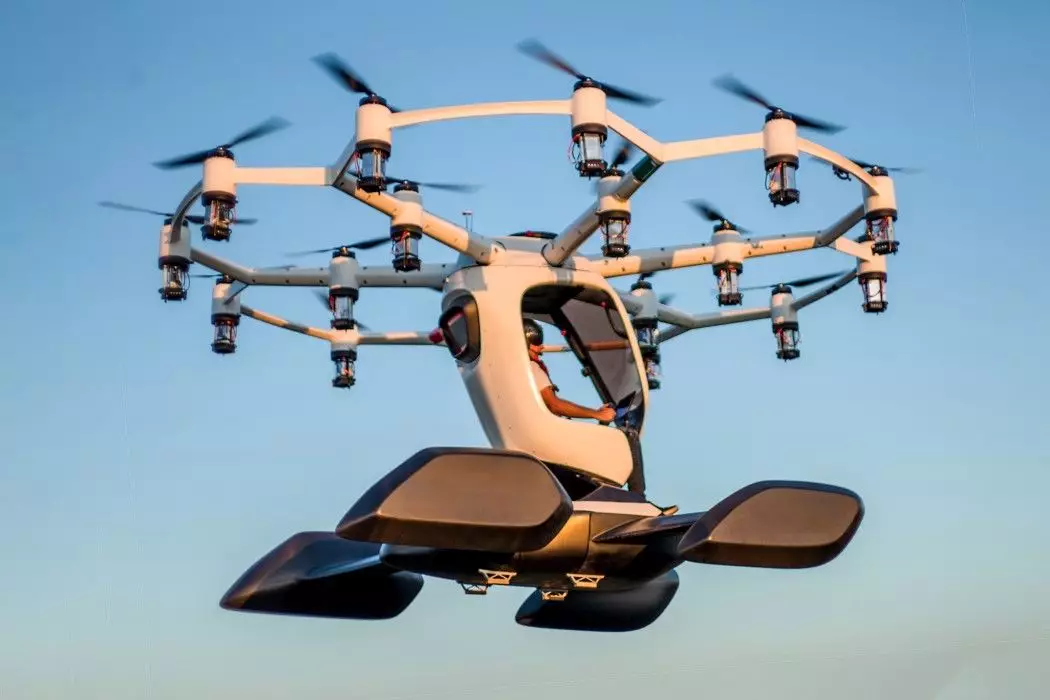 Future travel，Future car，Automatic driving，