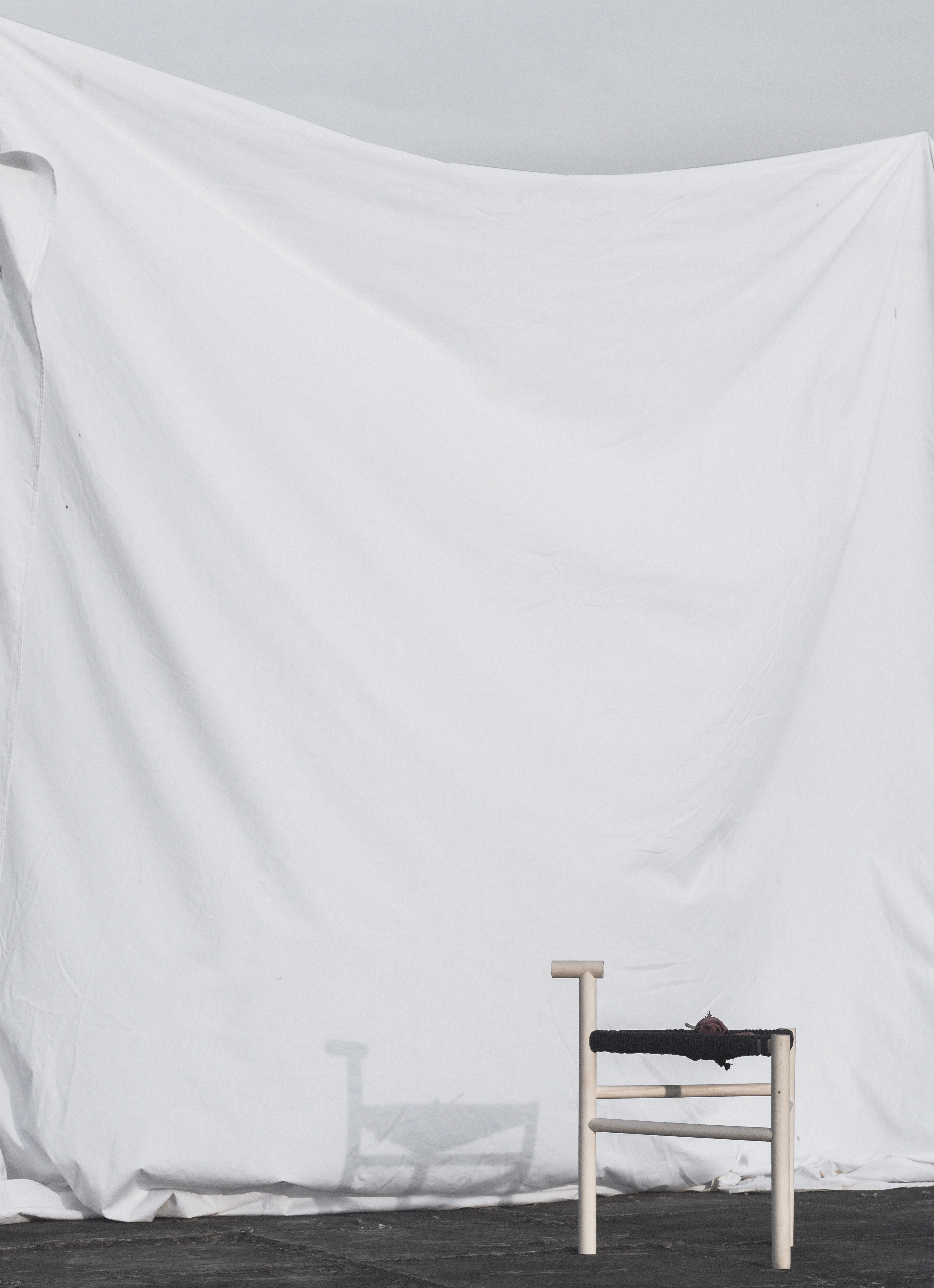 Bench surface preparation，Bench，Creative bionics，Book storage，Side table of tea table，Bird，Coat rack，furniture design ，