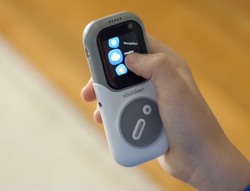 children，Wristwatch，mobile phone，Telephone，Nov，Abadan，